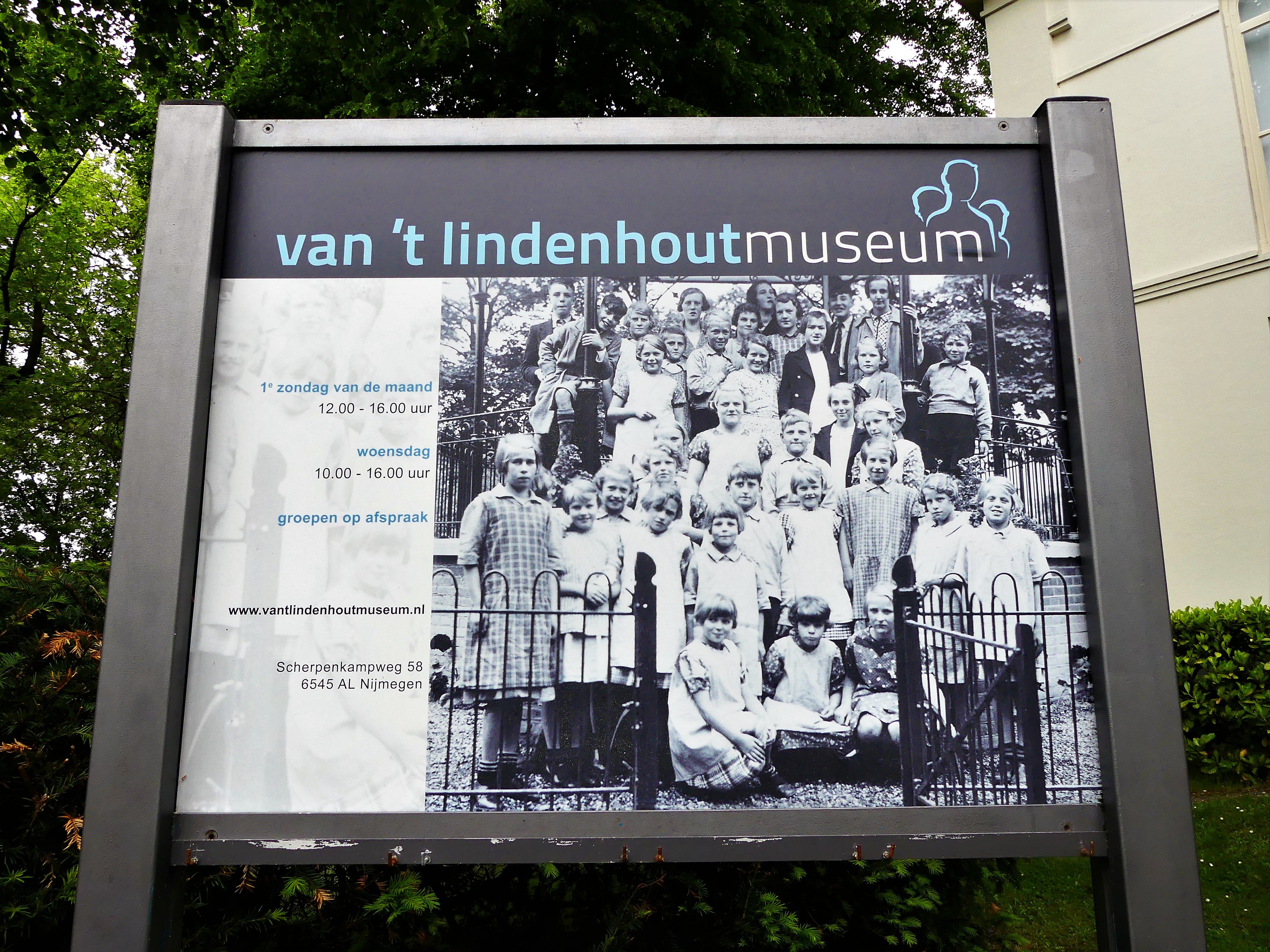 Zeker een bezoekje waard: het Van 'T Lindenhout Museum. in Nijmegen
